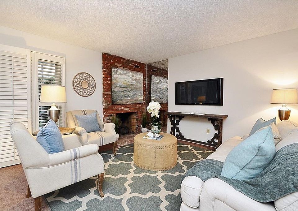 1st image of 22621 Nadine Cir Unit A