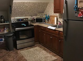 144 N Galen Hall Rd APT 6, Wernersville, PA 19565