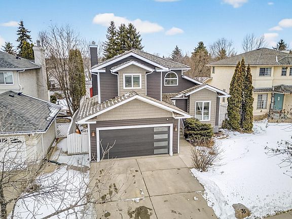 3rd image of 35 Nottingham Blvd