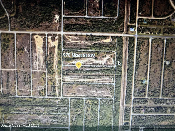 970 Mizet St SW, Palm Bay, FL 32908