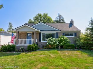 62060 Indian Trl, Ray, MI 48096