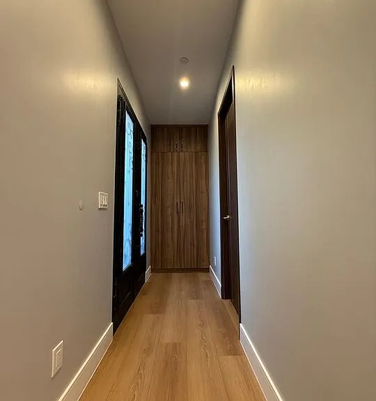 6530 Varna Ave — Photo 23