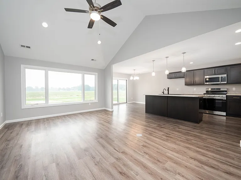 Somerset Townhomes and Villas — Photo 2