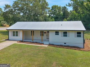 976 Hampton Locust Grove Rd, Hampton, GA 30228