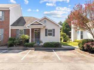 27 Signet Dr, Durham, NC 27704