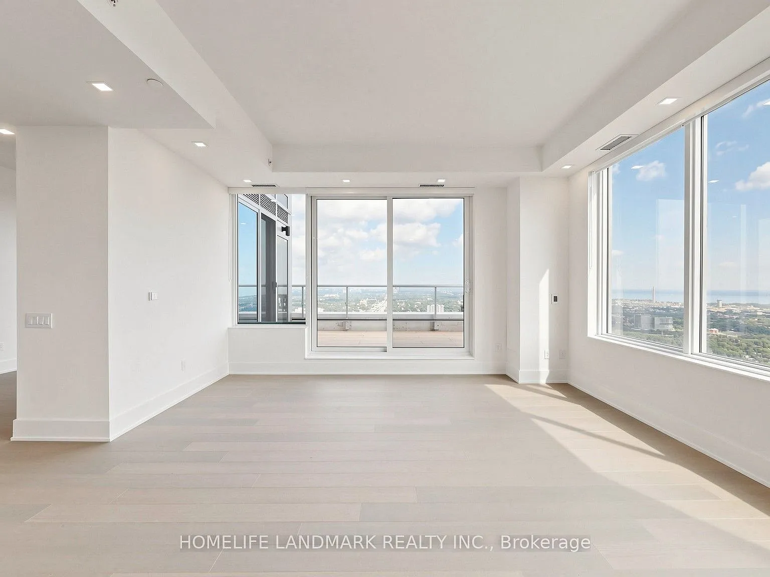 3 bed, $6,200 — Photo 2
