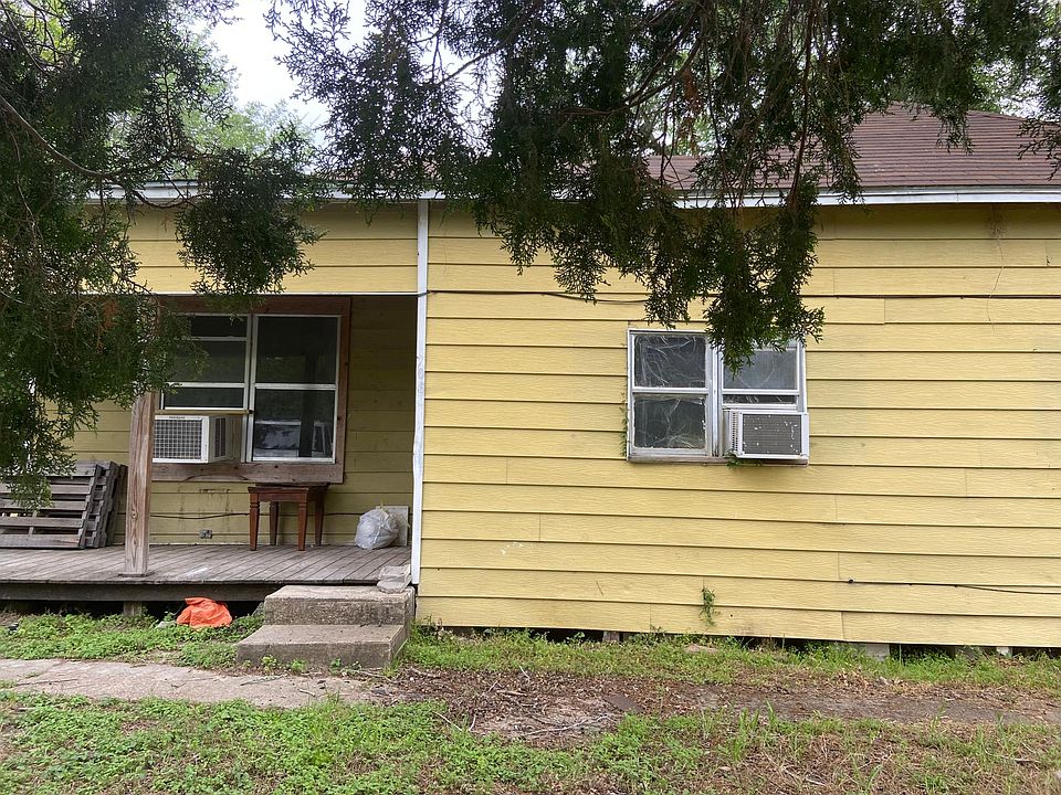1st image of 706 E Kennedy St