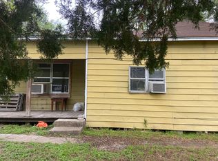 706 E Kennedy St, Beeville, TX 78102