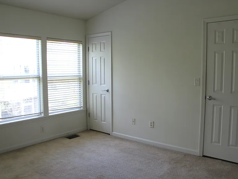 8139 Summerside Cir — Photo 9