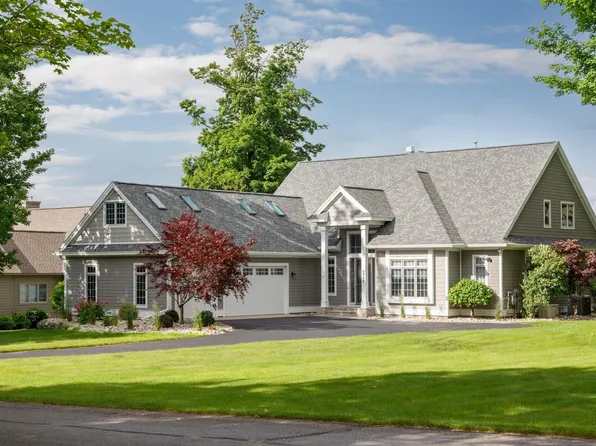 9549 Palaestrum Rd, Williamsburg, MI 49690