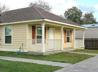 2801 Avenue B, Dickinson, TX 77539