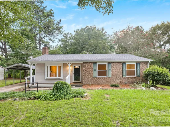 7916 Holly Hill Rd, Charlotte, NC 28227