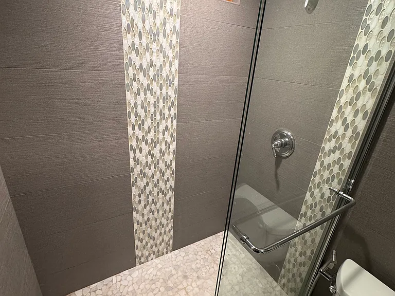 4326 Surrey Dr #2 — Photo 8