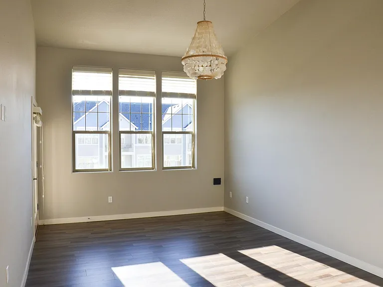 16401 NW Chadwick Way #305 — Photo 2