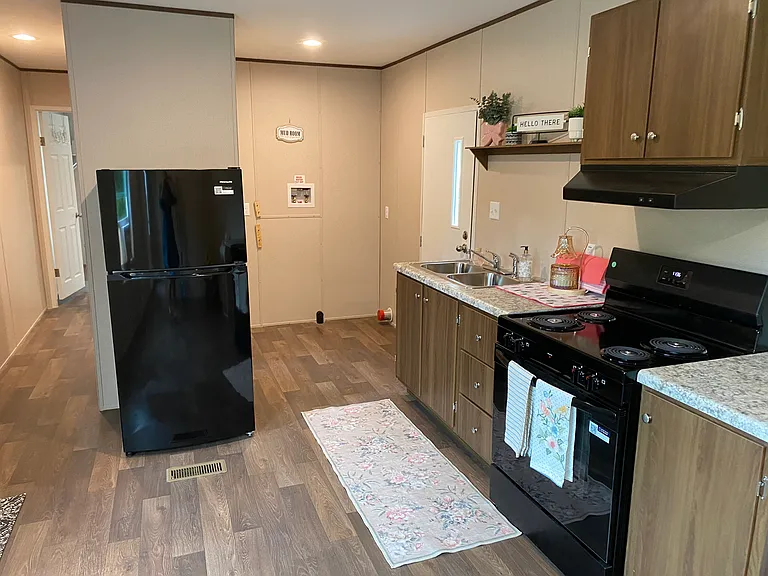 4852 County Road 1142 — Photo 19
