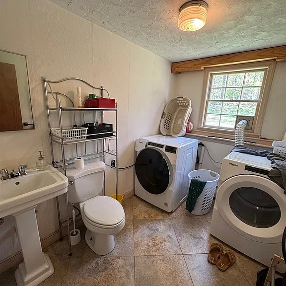 7 Canterbury Rd — Photo 10