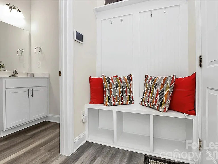2126 Blewett Dr — Photo 15