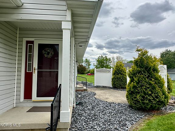 5th image of 503 Elise Ln