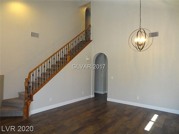 4th image of 11745 Via Esperanza Ave
