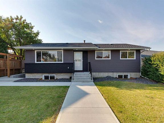 2nd image of 12 N Rundleson Way NE