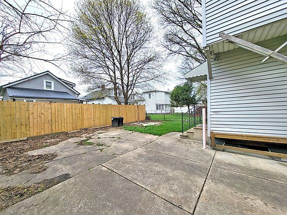 4th image of 3006 Cherry St