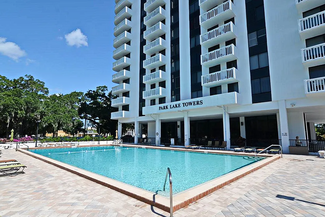 2 bed, 1109 sqft, $2,200 — Photo 1