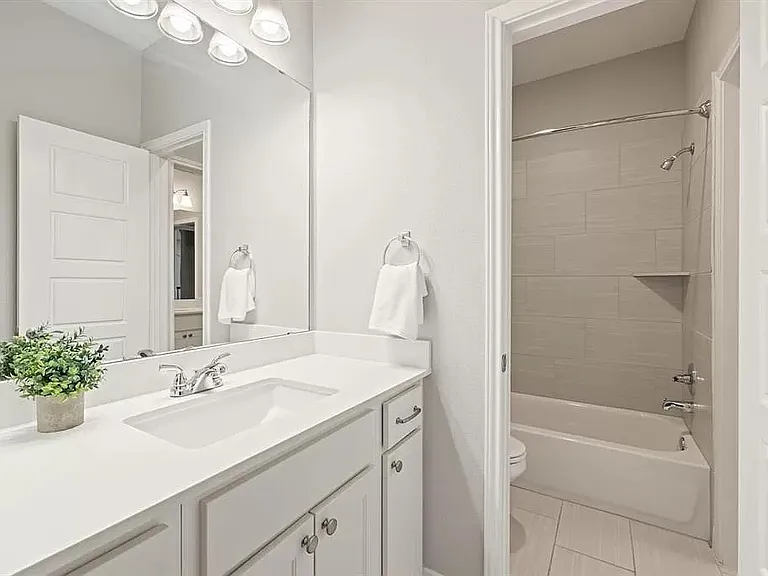 2037 Judge Fisk Ct — Photo 31