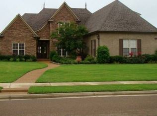 1797 Notting Hill Dr, Hernando, MS 38632