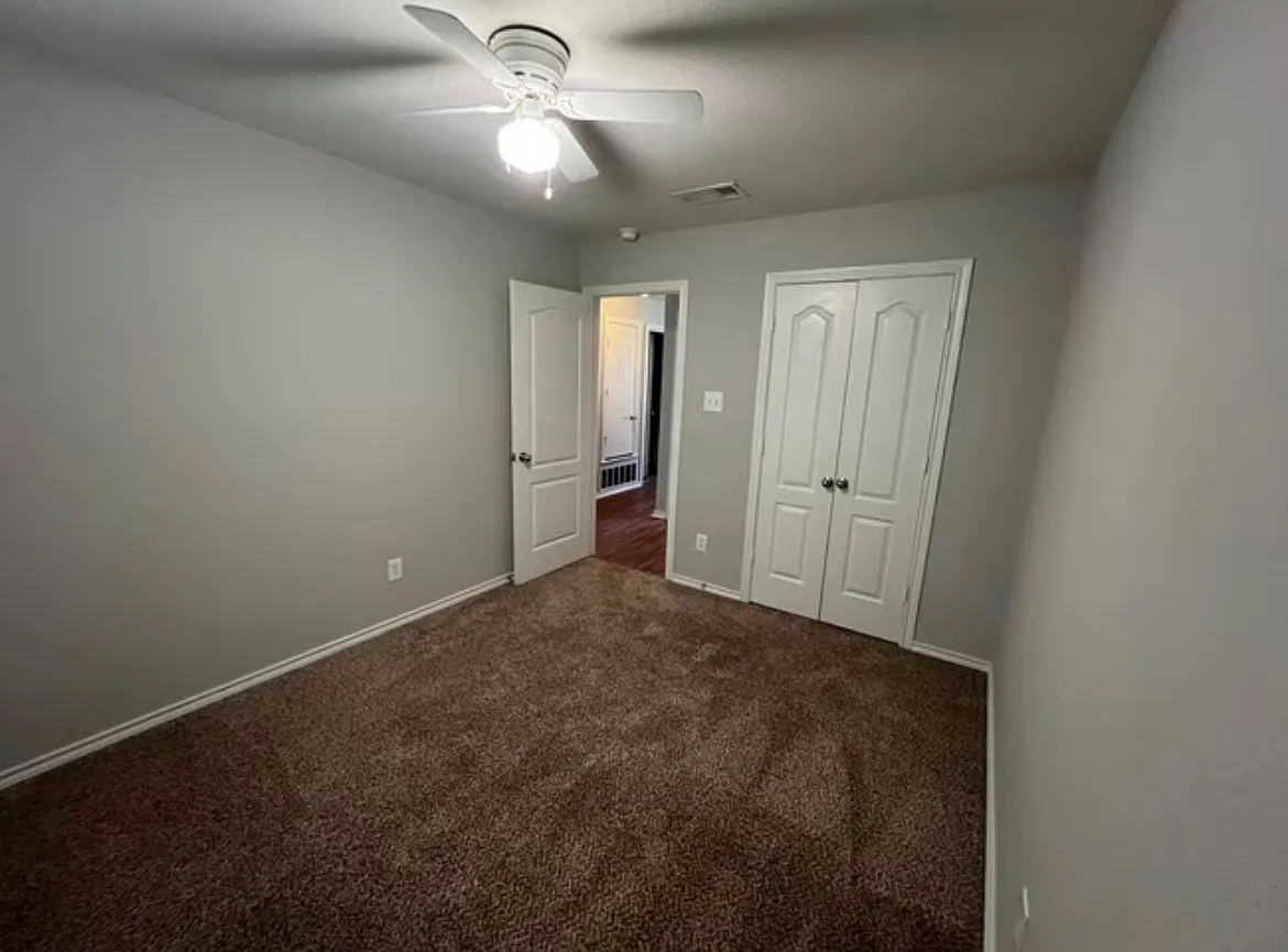 3 bed, 1115 sqft, $1,700 — Photo 4