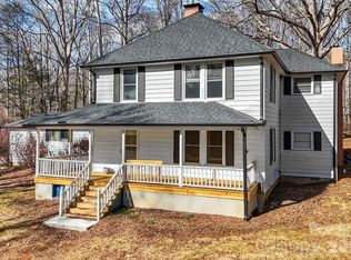 42 Old Patton Hill Rd, Swannanoa, NC 28778