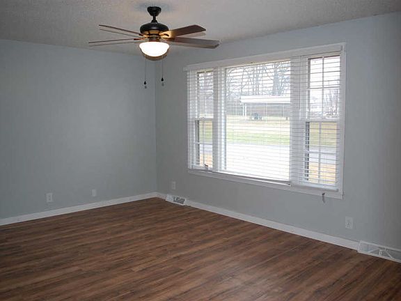 2nd image of 115 Dalewood Dr