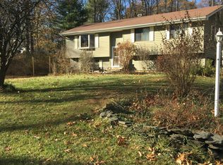 2 Vanessa Ln, Staatsburg, NY 12580