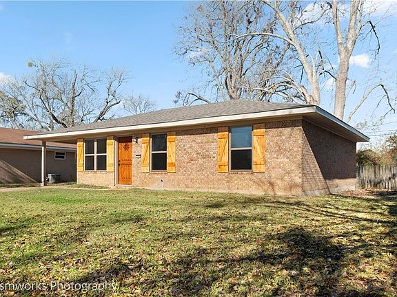 3rd image of 5608 Larkspur Dr