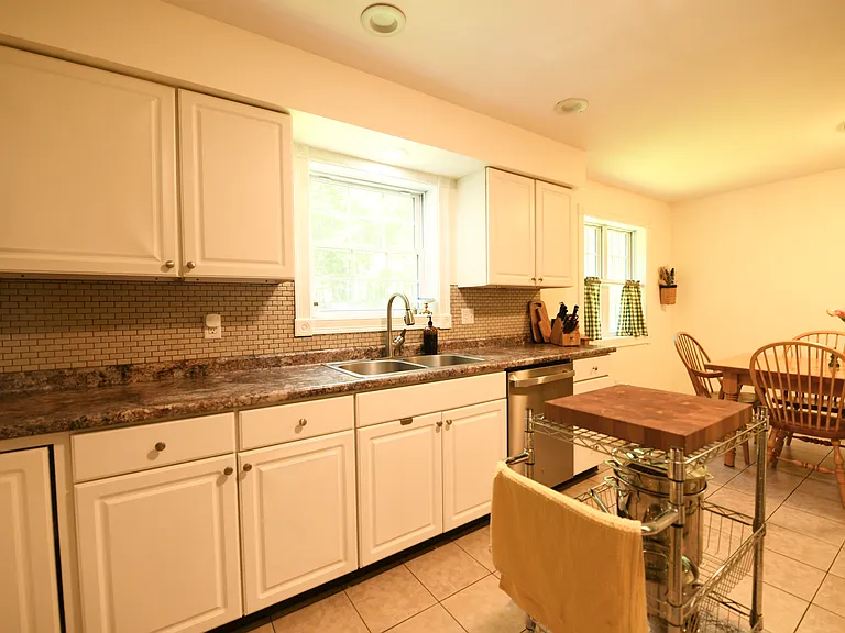 54 Lakeside Dr — Photo 12
