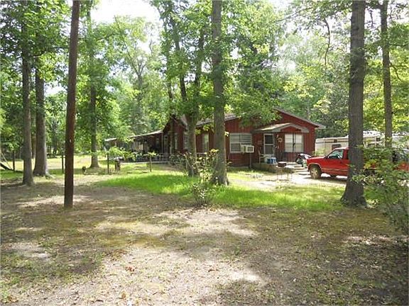 2nd image of 443 Gordon Dr