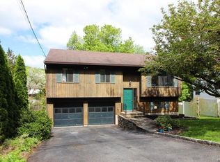 265 Sprout Brook Rd, Cortlandt Manor, NY 10567