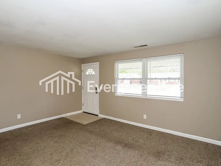 5388 Whitmore Dr — Photo 3