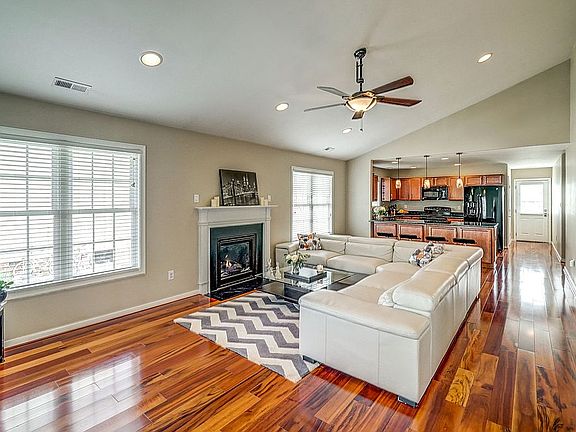 2nd image of 2917 Greenway Ave