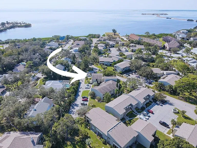 428 Windrush Bay Dr #428 — Photo 40