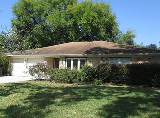 9314 Winsome Ln, Houston, TX 77063