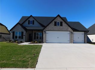 1219 Carrara St, Springdale, AR 72762