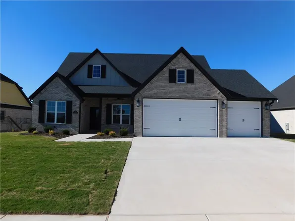 1219 Carrara St, Springdale, AR 72762