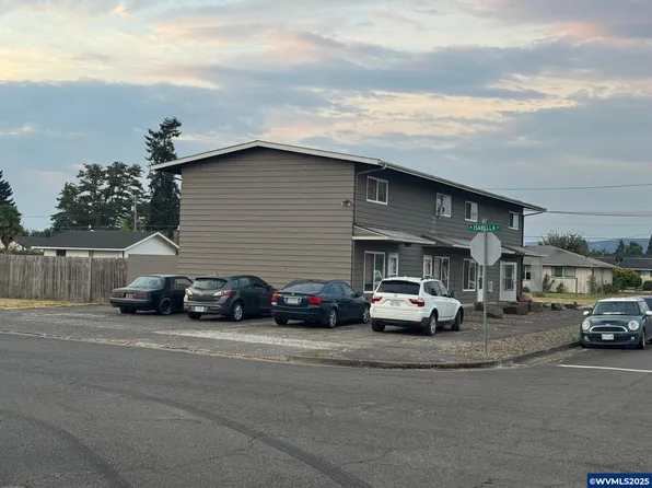 415 S 9th St, Lebanon, OR 97355