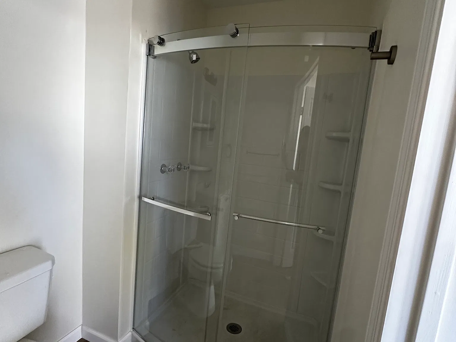 912 D St — Photo 2