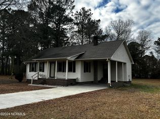 218 Canal Dr, South Mills, NC 27976