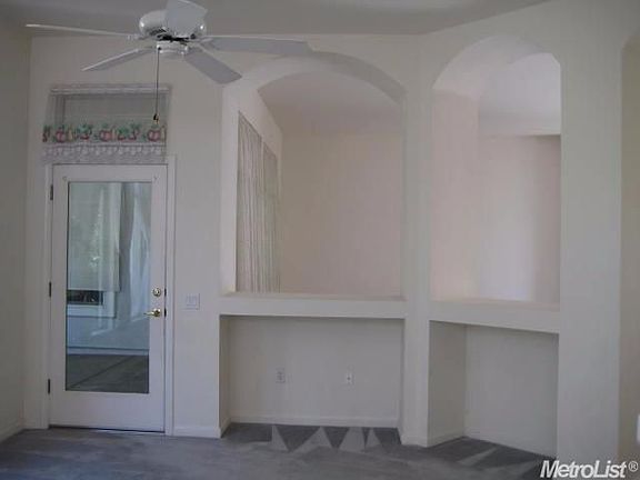 4th image of 4080 Enchanted Cir