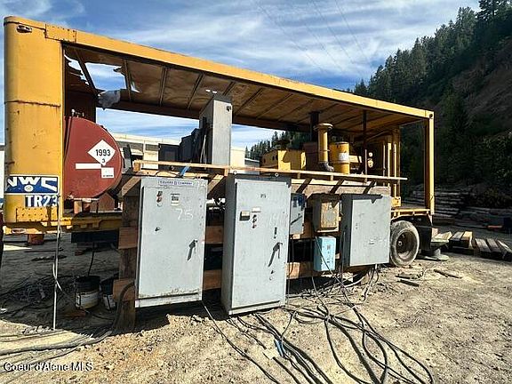 4th image of 83895 S State Hwy #3