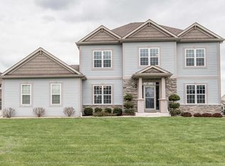 N44W22925 Bridge St, Pewaukee, WI 53072