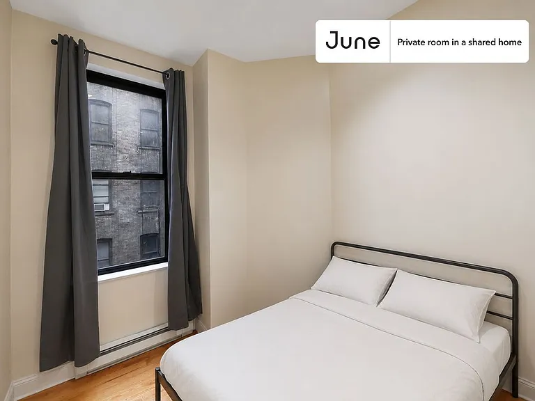 235 W 109th St #B — Photo 1