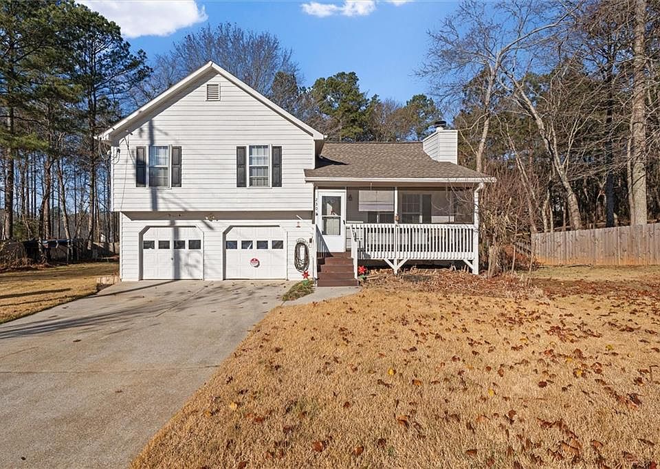 1st image of 230 Ravenwood Ln